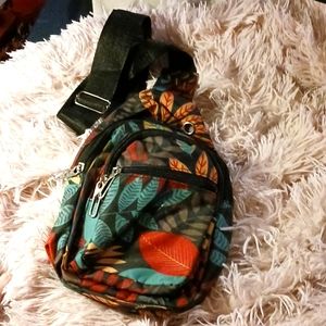 Chest purse bag thingy